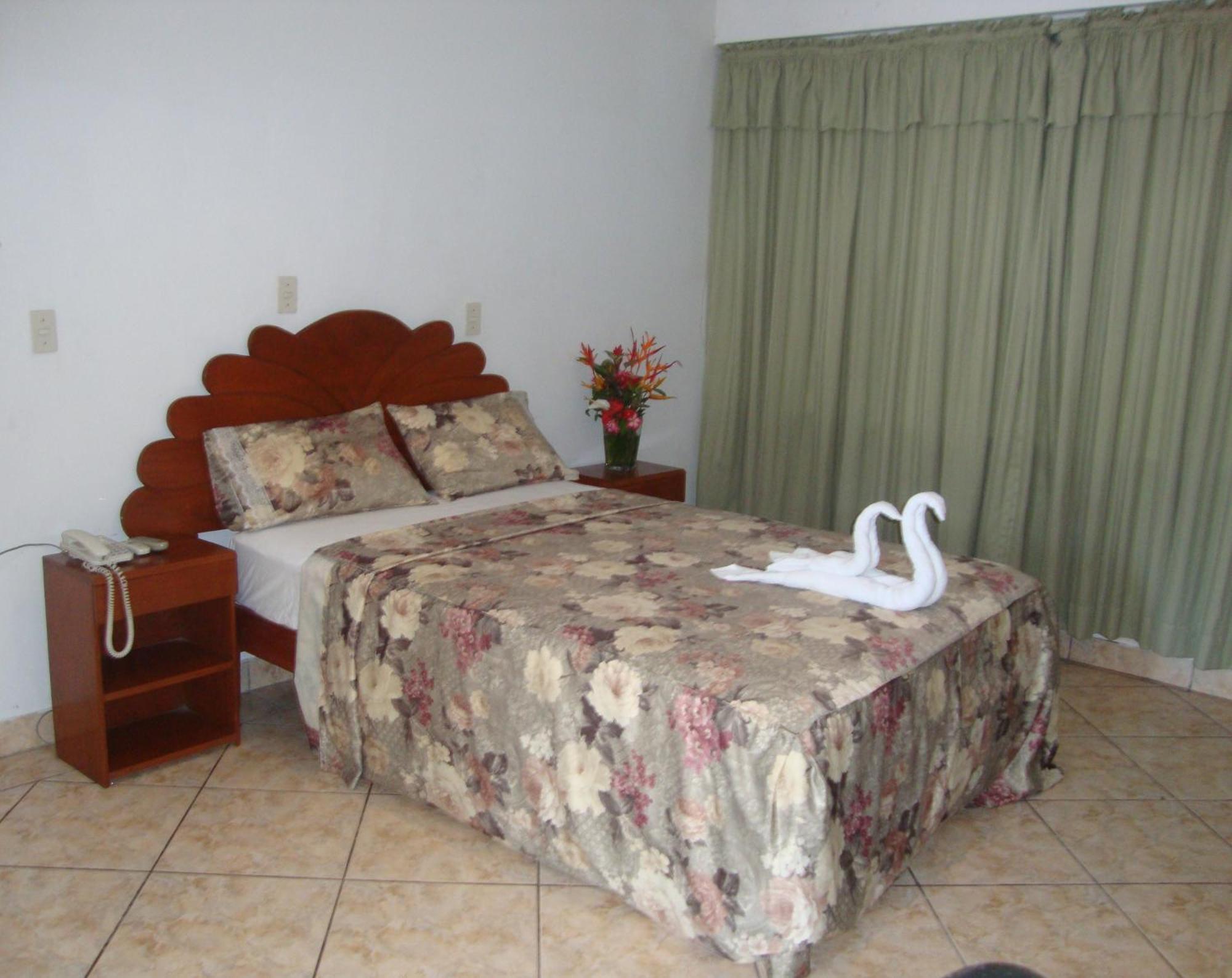 Hotel Sol Del Oriente Iquitos Exteriér fotografie